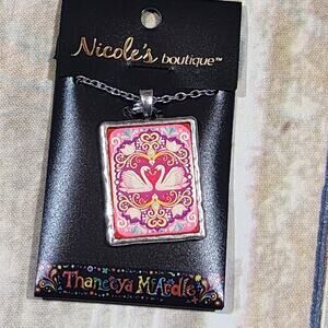 Thaneeya McArdle NWT Swans in love silver tone chain 23" necklace pink sparkle